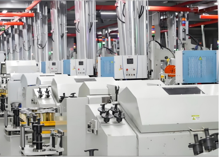 越达彩印发布首款自研磁悬浮UV打印机 技术创新驱动制造业数字化升级